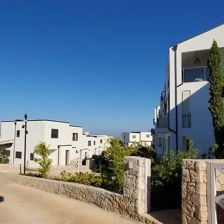 Villa Gardenia - 003 *